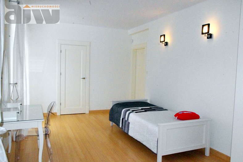 Słoneczna rezydencja w Hornówku - zdjęcie 9