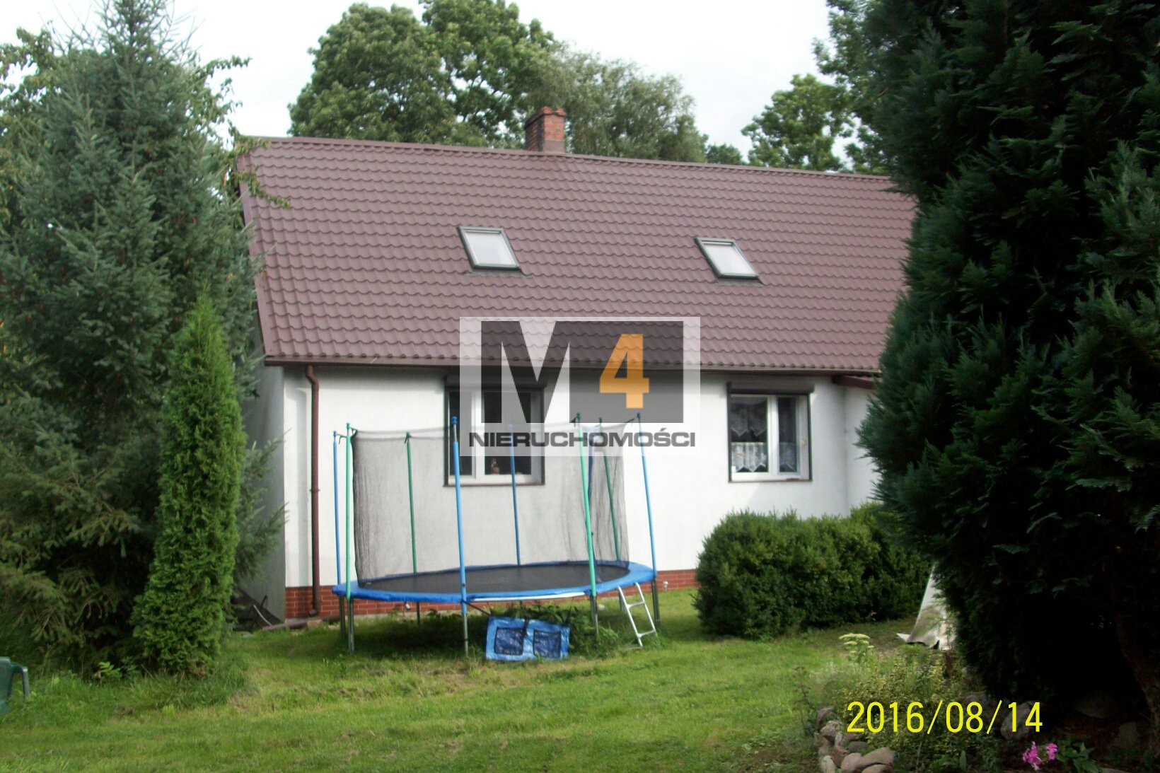 Dom w spokojnej okolicy - zdjęcie 1