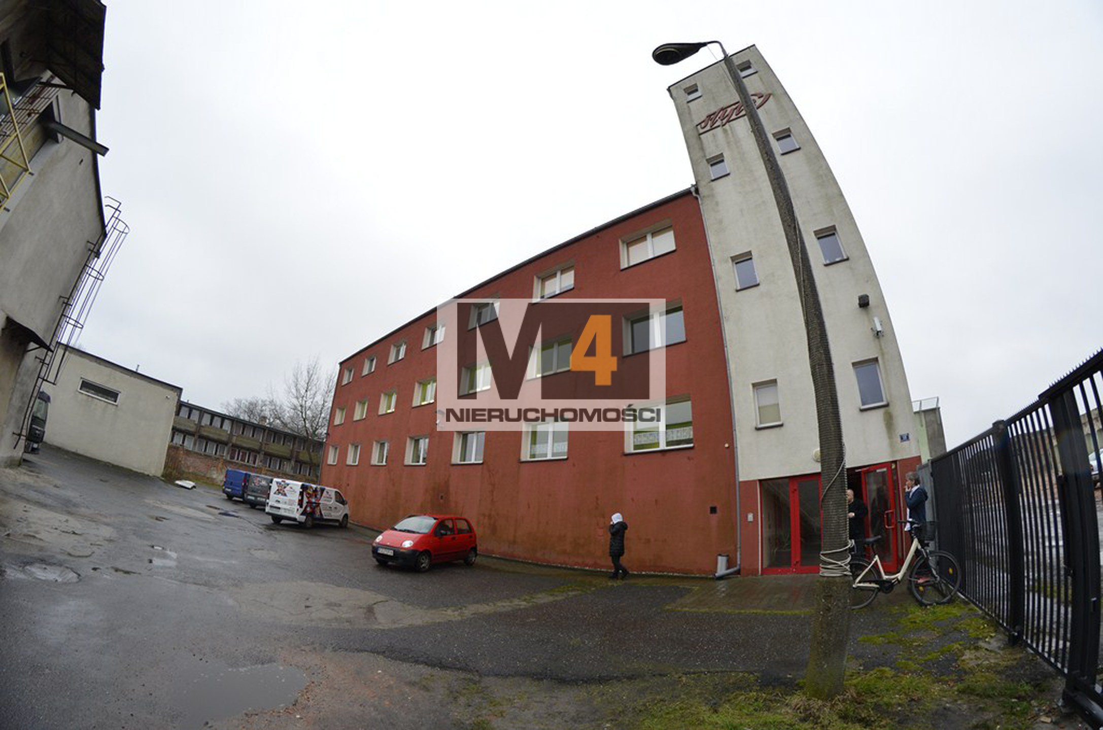 Budynek produkcyjno-usługowy, biurowy !! Po remoncie ! 4 kondygnacje, winda , rampa ! ! - zdjęcie 1