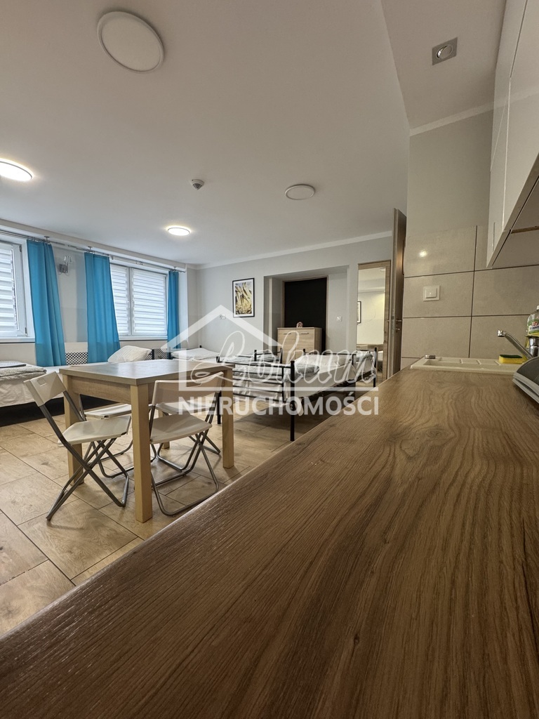 Lokal usługowy na sprzedaż, 690 m², Police - zdjęcie 2