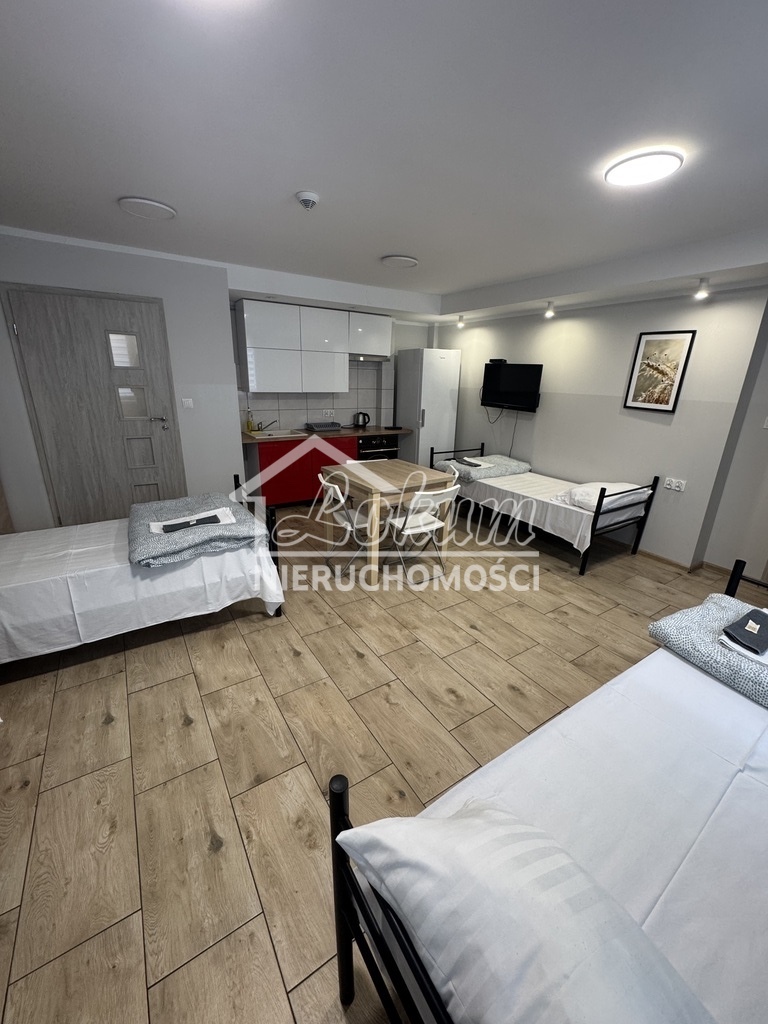 Lokal usługowy na sprzedaż, 690 m², Police - zdjęcie 1