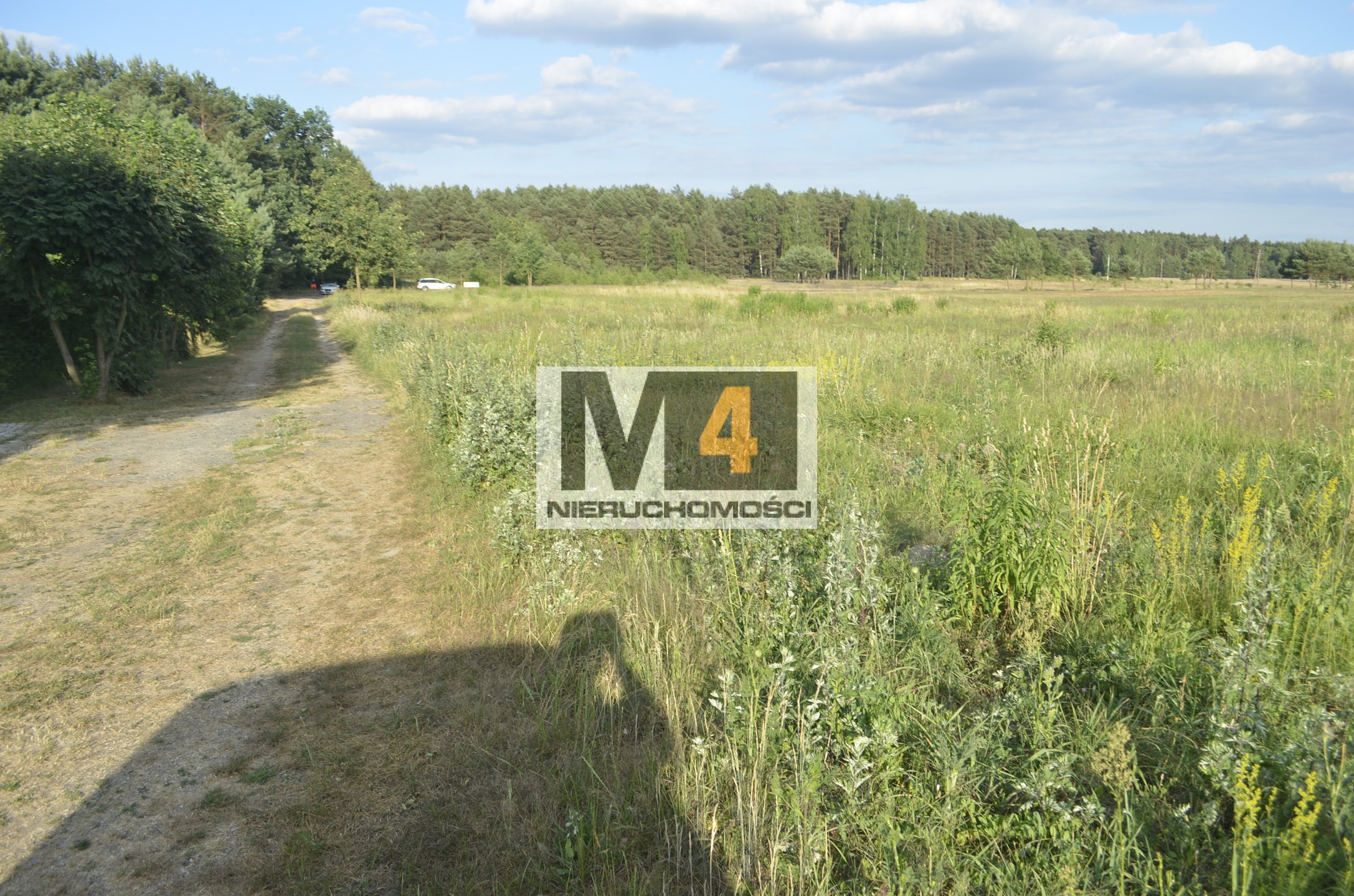 Działki budowlane Jeziorna od 5 do 7 ar ! Atrakcyjna lokalizacja , 250 m do jeziora  ! DZIAŁKI OD 35. TYŚ !! - zdjęcie 1