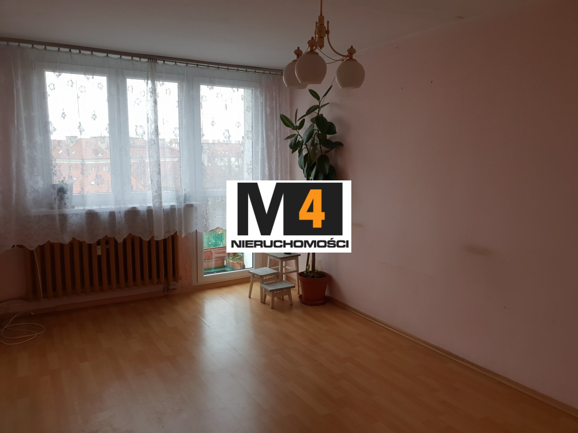 Mieszkanie 3 pokojowe os. Kopernika ! ! Atrakcyjna lokalizacja ! - zdjęcie 4