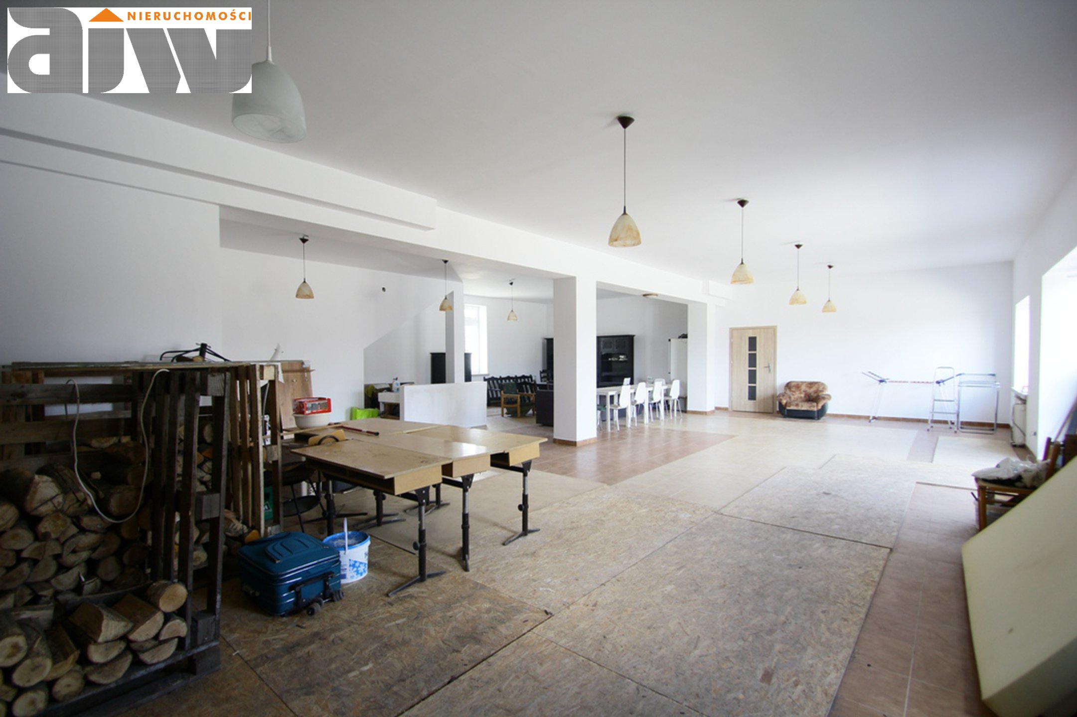 Budynek 900 m2, działka 2500 m2 obiekt handlowo usługowo mieszkalny - zdjęcie 1