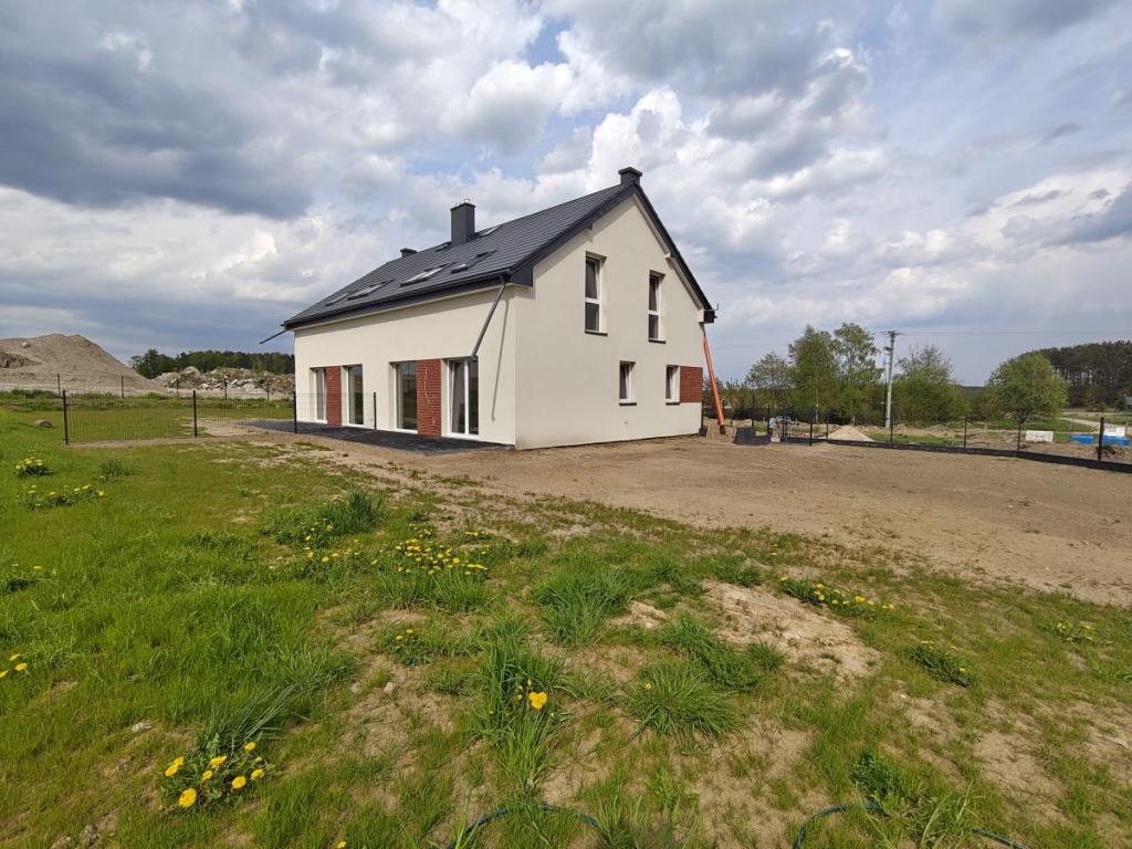 Przytulna połowa bliźniaka 5 pokojowy Bojano - zdjęcie 21