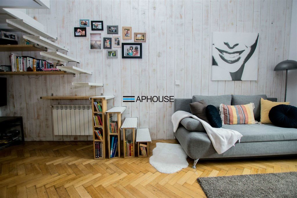 Mieszkanie 48 m², Kraków, Stare Miasto, Józefa Sarego - zdjęcie 1