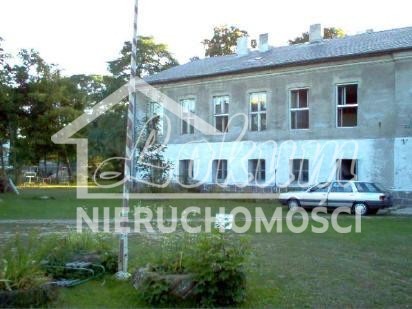 Dom 590&nbsp;m², Bylice - zdjęcie 1