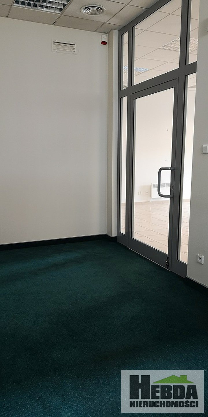 Tarnów, rejon ul.Mościckiego , lokal handlowy 90 m2 - zdjęcie 3