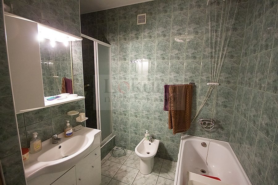 Bemowo - dom na kilku poziomach - zdjęcie 7