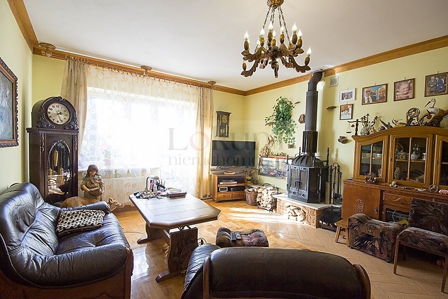 Bemowo - dom na kilku poziomach - zdjęcie 3