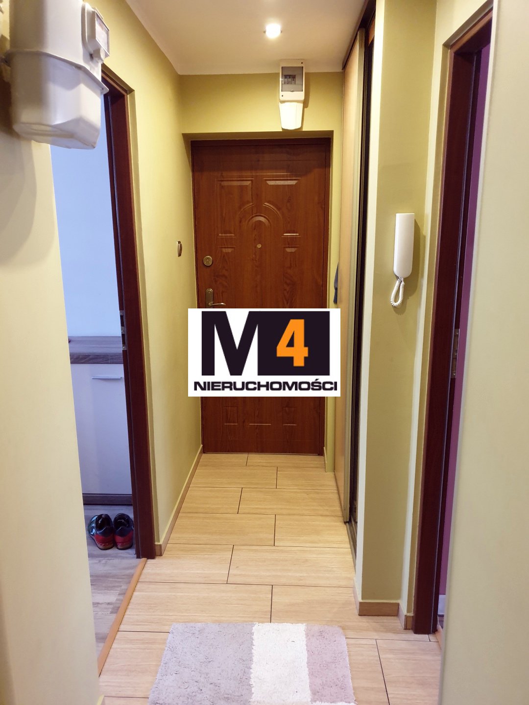 Mieszkanie 52,6m2 , II p. Blok centrum , 3 pokoje - zdjęcie 4