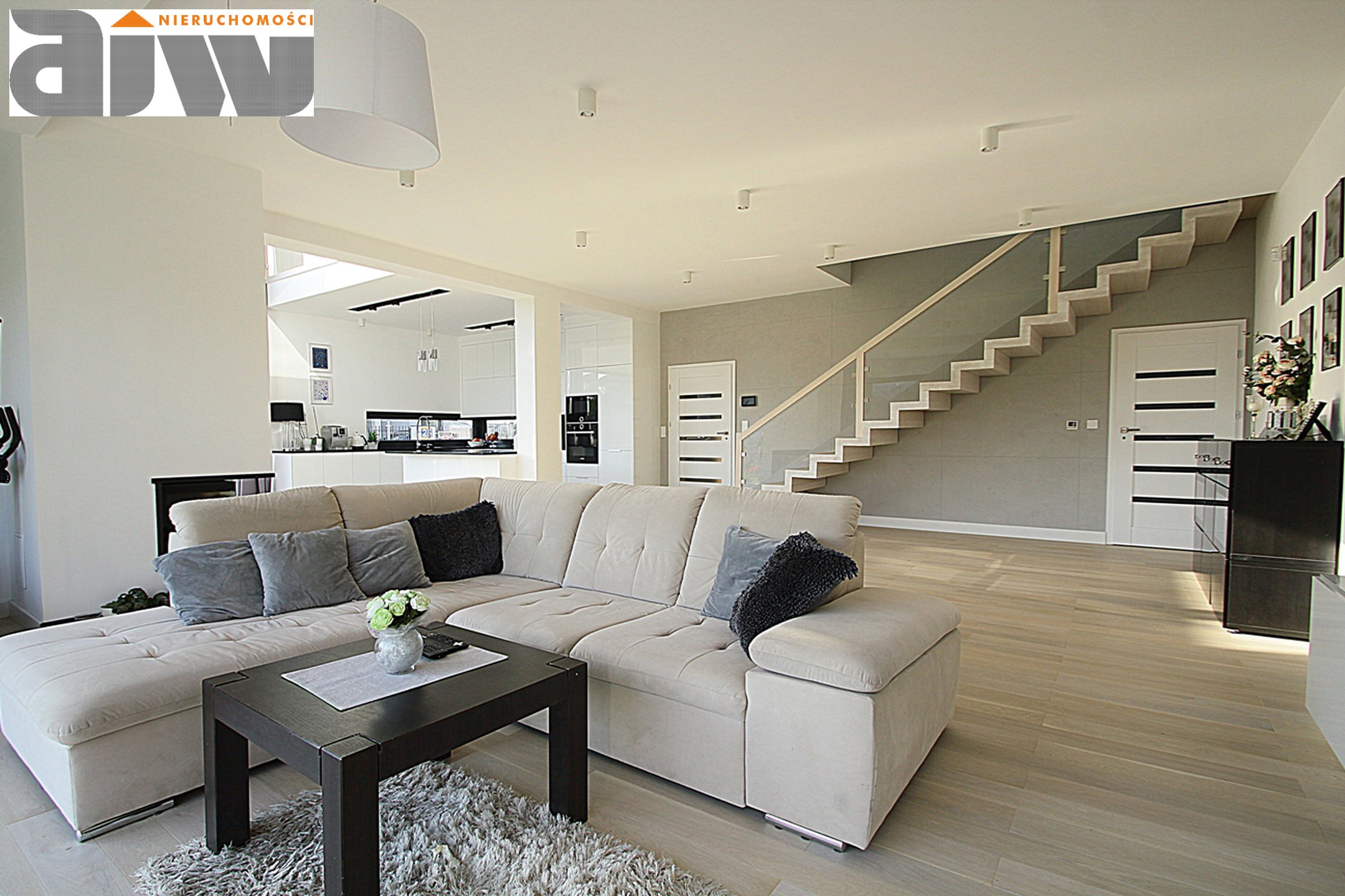 Nowoczesny dom, Truskaw - zdjęcie 3