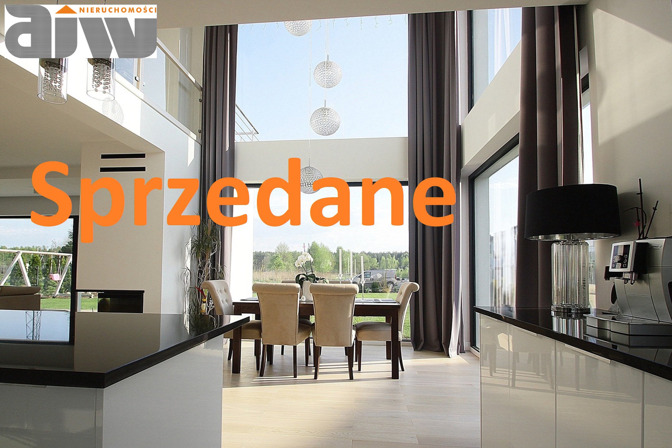 Nowoczesny dom, Truskaw - zdjęcie 1