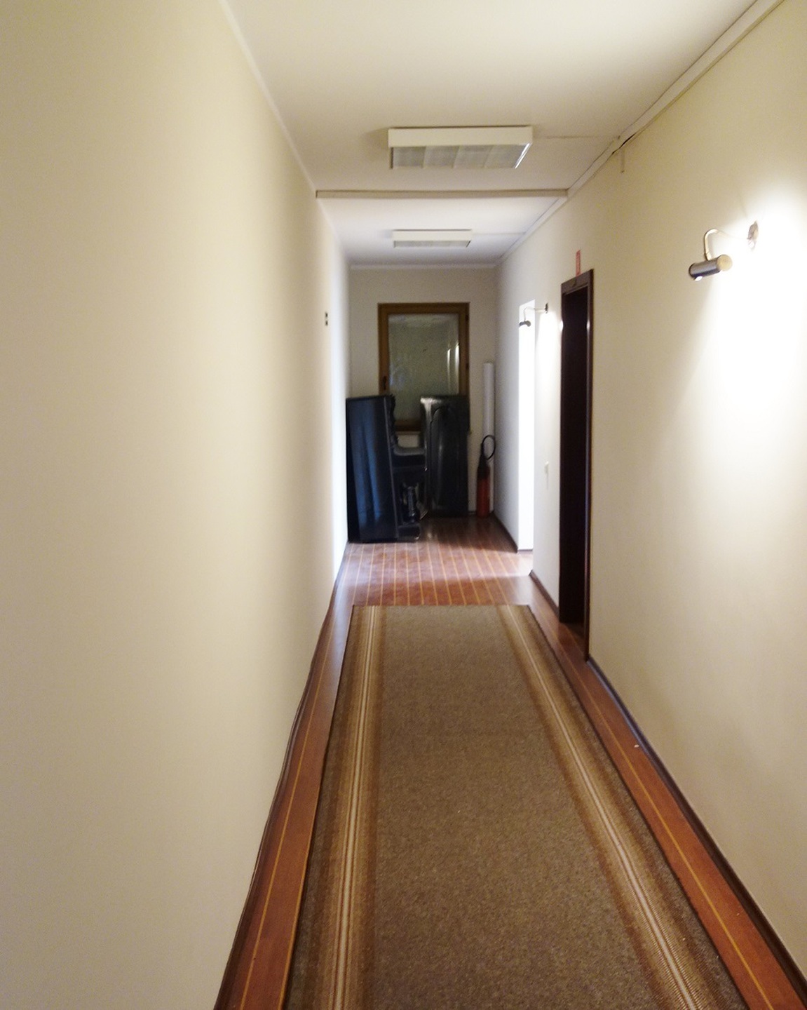 Lokal biurowy w budynku z windą z 2002 rok. Górczyn - zdjęcie 3