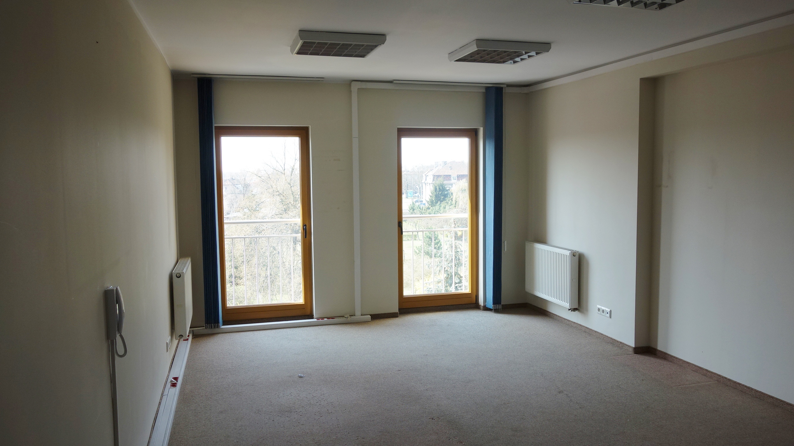 Lokal biurowy w budynku z windą z 2002 rok. Górczyn - zdjęcie 5