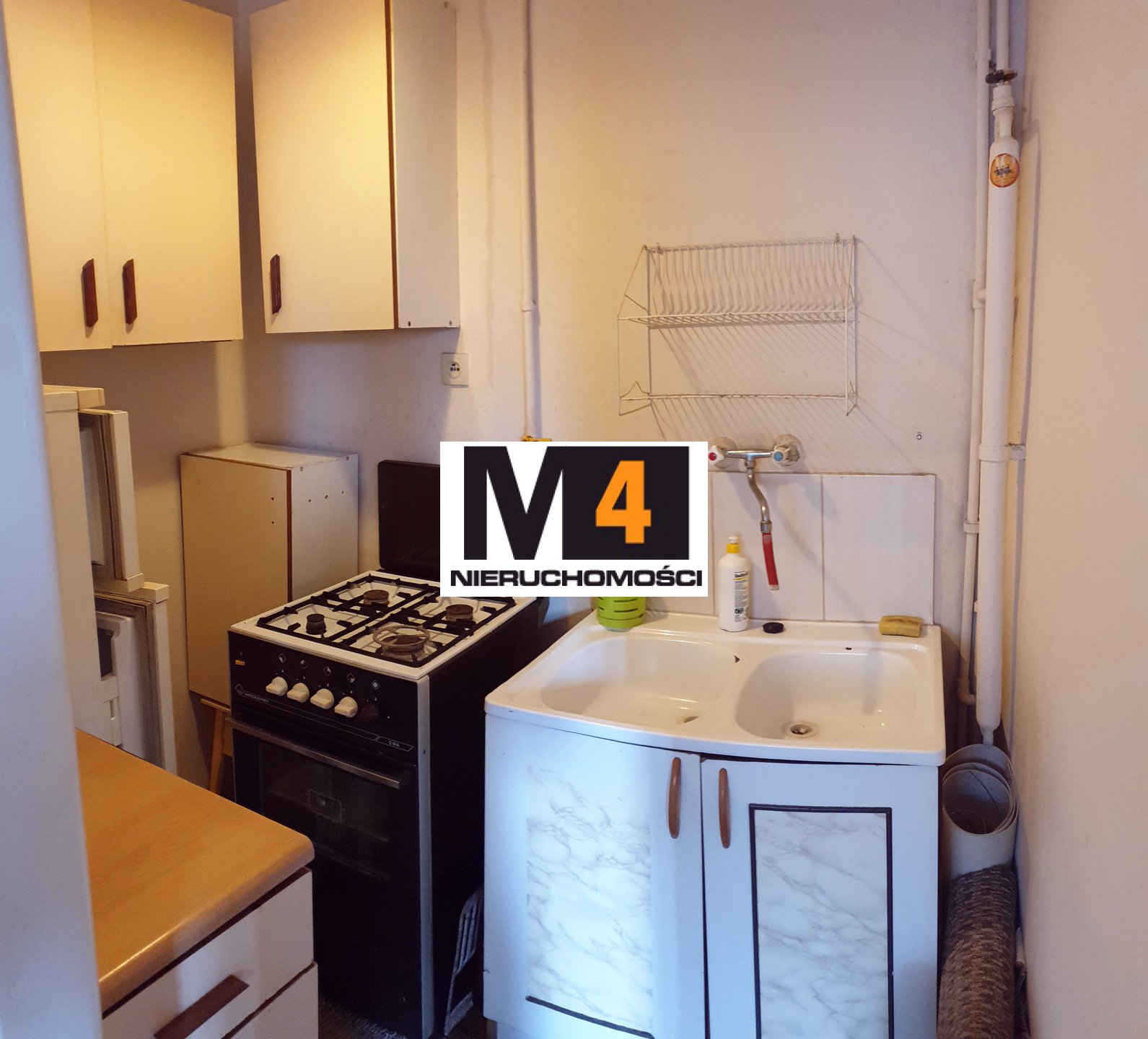 Kawalerka w bloku ! II piętro, centrum miasta ! 29 mkw - zdjęcie 3