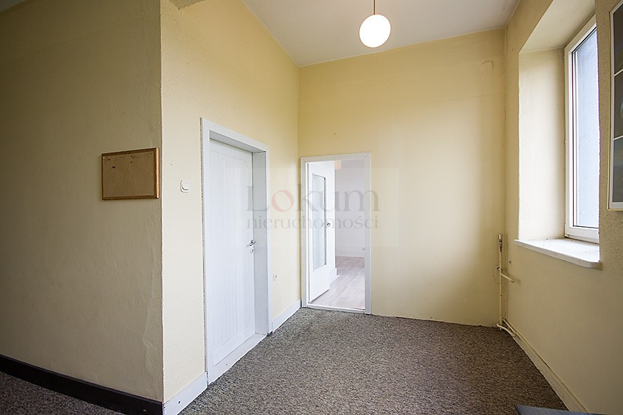 Tomaszów Mazowiecki - lokal na biuro i nie tylko - zdjęcie 6
