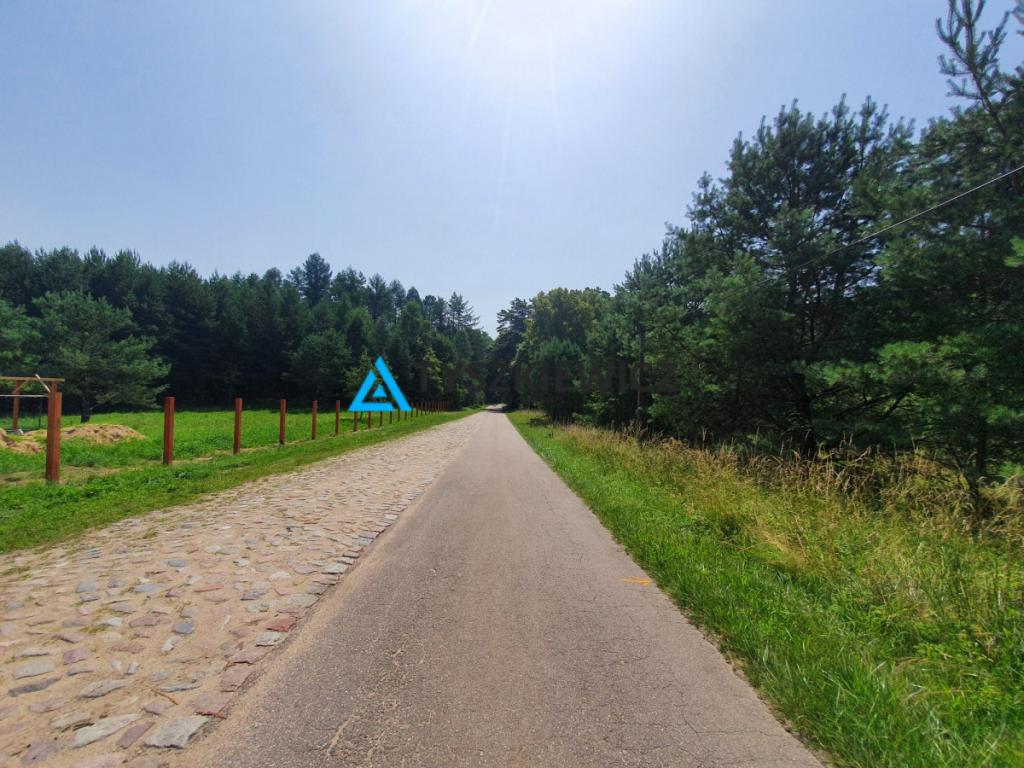 Działki budowlane w przepięknym otoczeniu. - zdjęcie 1