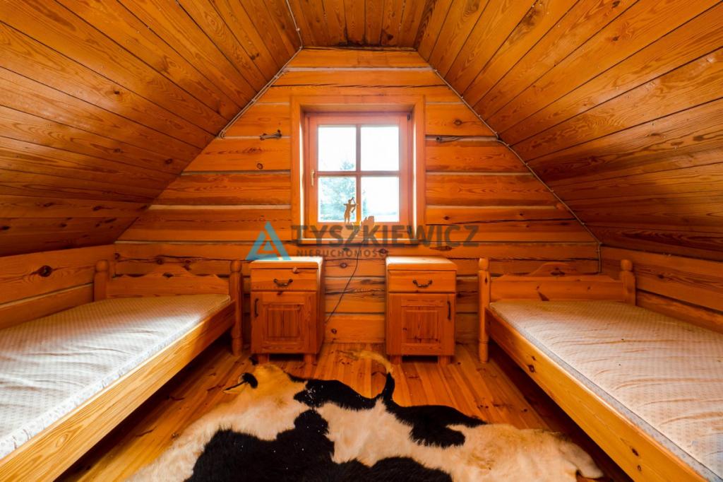 Uroczy domek ze stawem na działce 2859m2 ! - zdjęcie 13