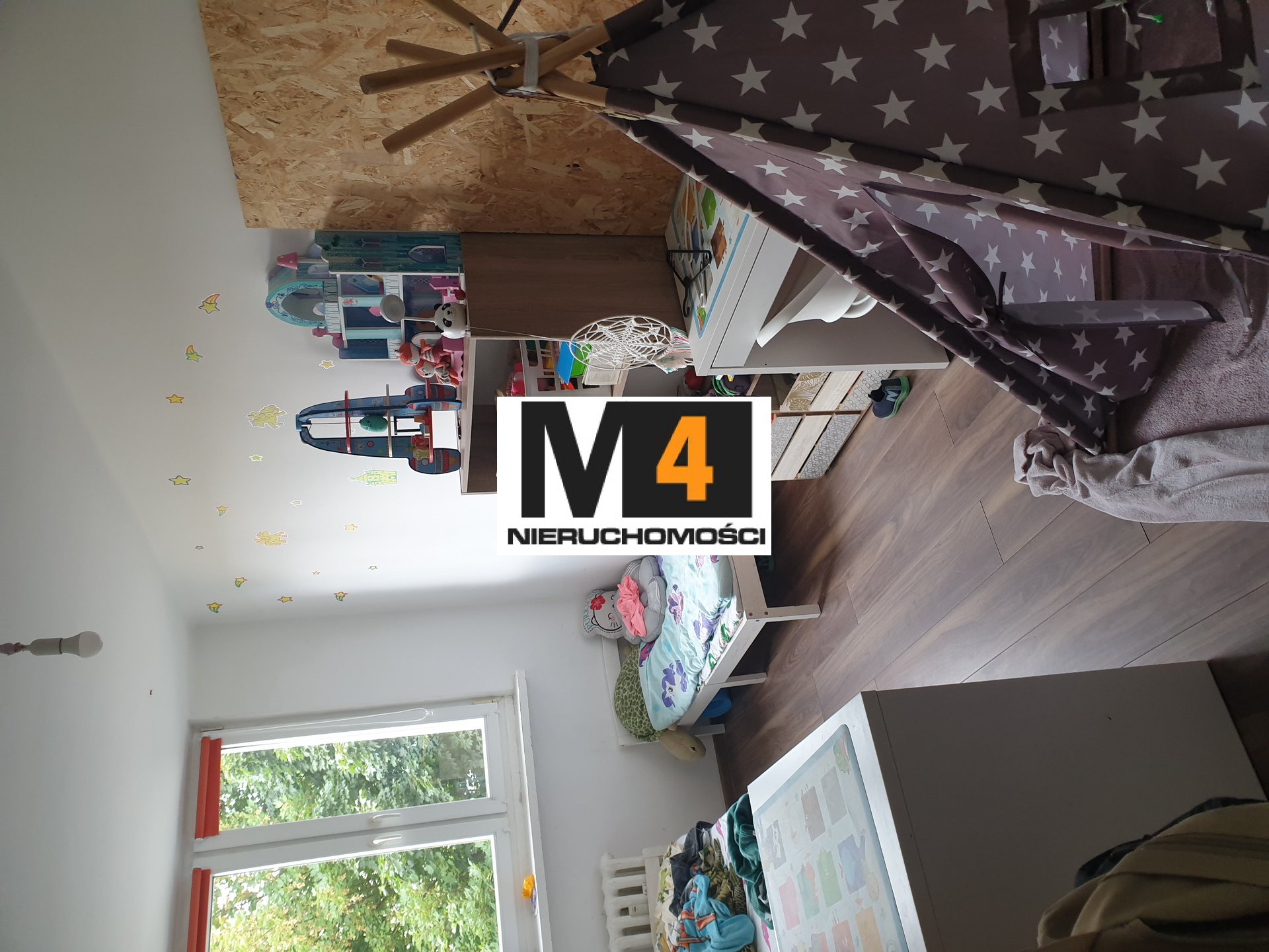 Mieszkanie 3 pokojowe 55m2 , blok centrum , II p. Balkon - zdjęcie 3