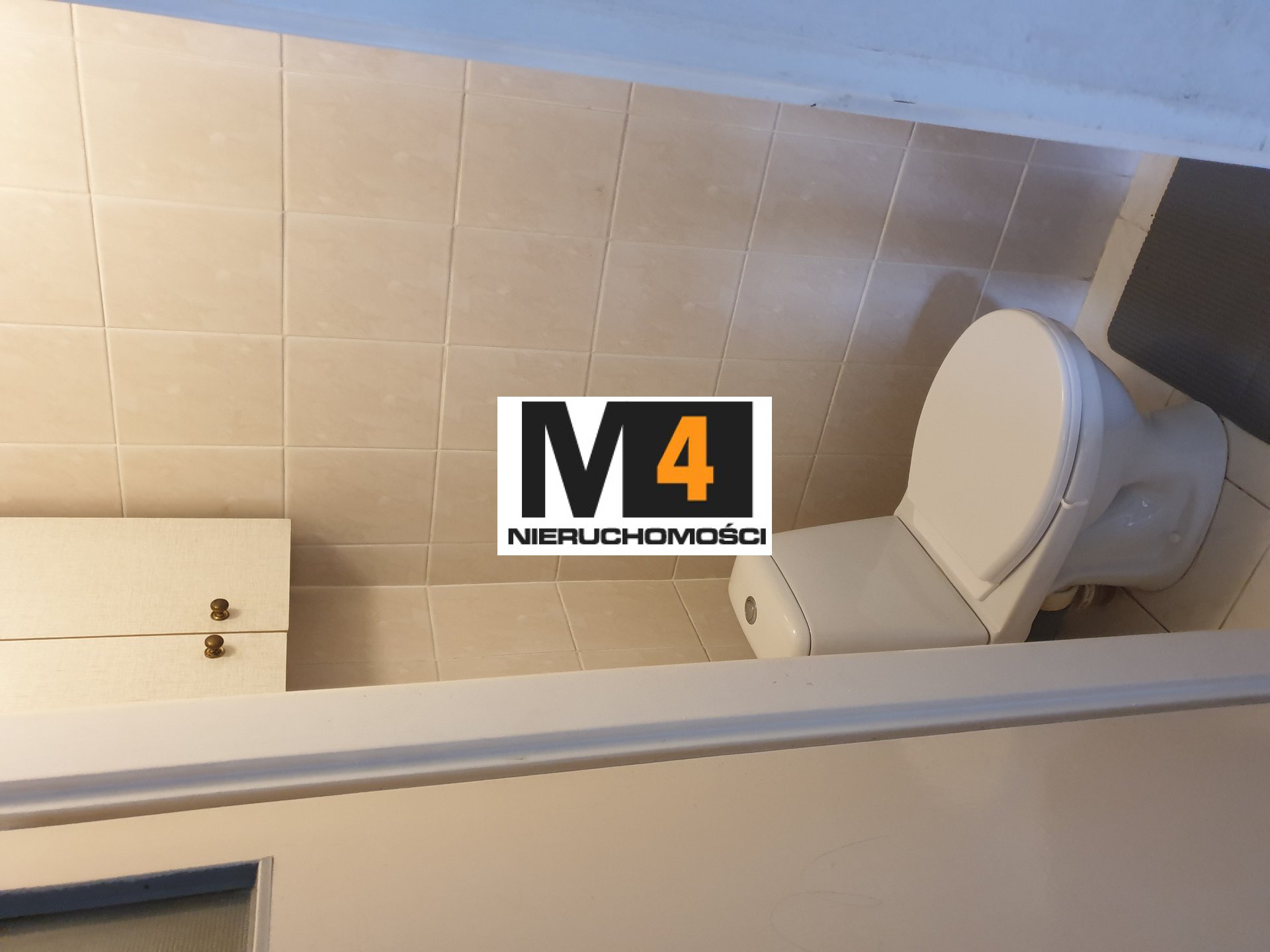 Mieszkanie 3 pokojowe 55m2 , blok centrum , II p. Balkon - zdjęcie 8