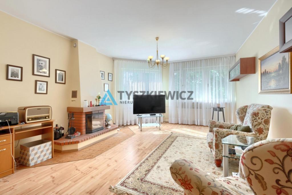 Przestronny Dom w Gdańsku w otoczeniu zieleni - zdjęcie 2
