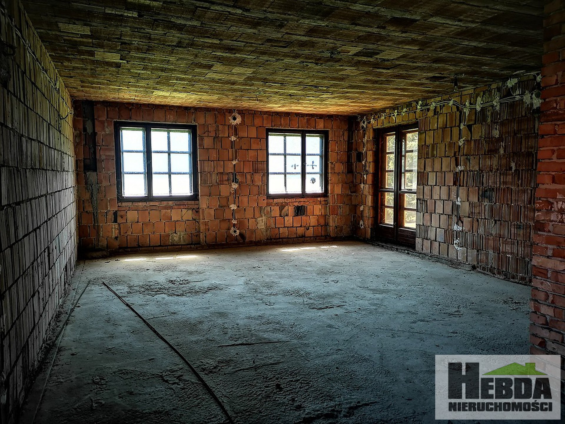 Brzozówka k. Tarnowa , dom z pięknym ogrodem 30 arów , potencjałem , 300 m2  ! - zdjęcie 13