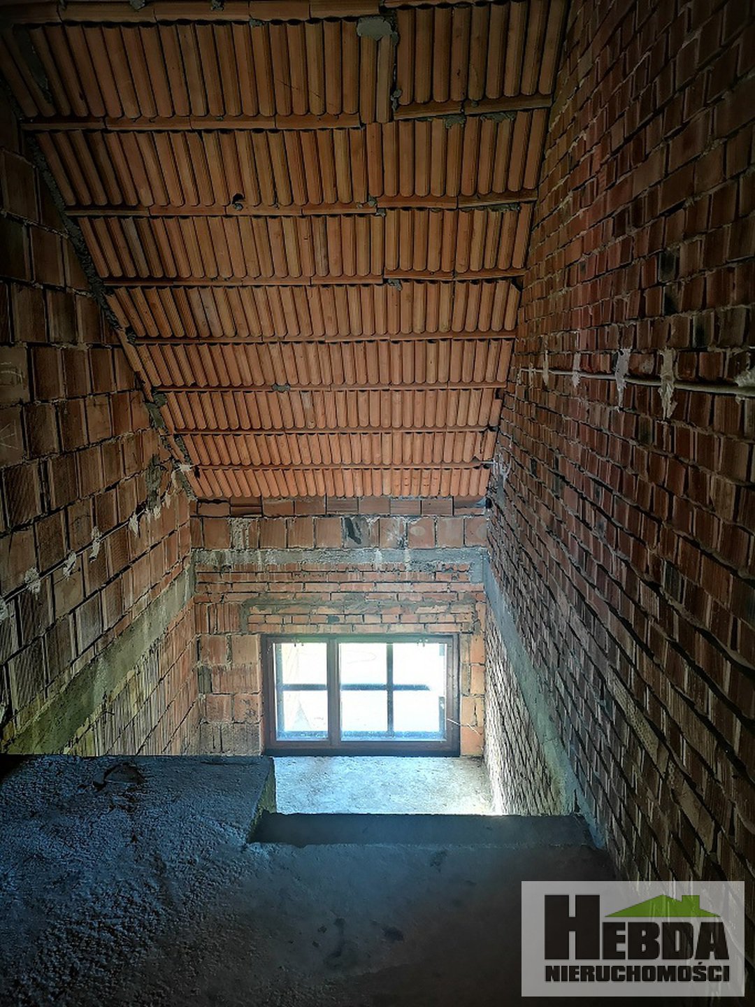 Brzozówka k. Tarnowa , dom z pięknym ogrodem 30 arów , potencjałem , 300 m2  ! - zdjęcie 4