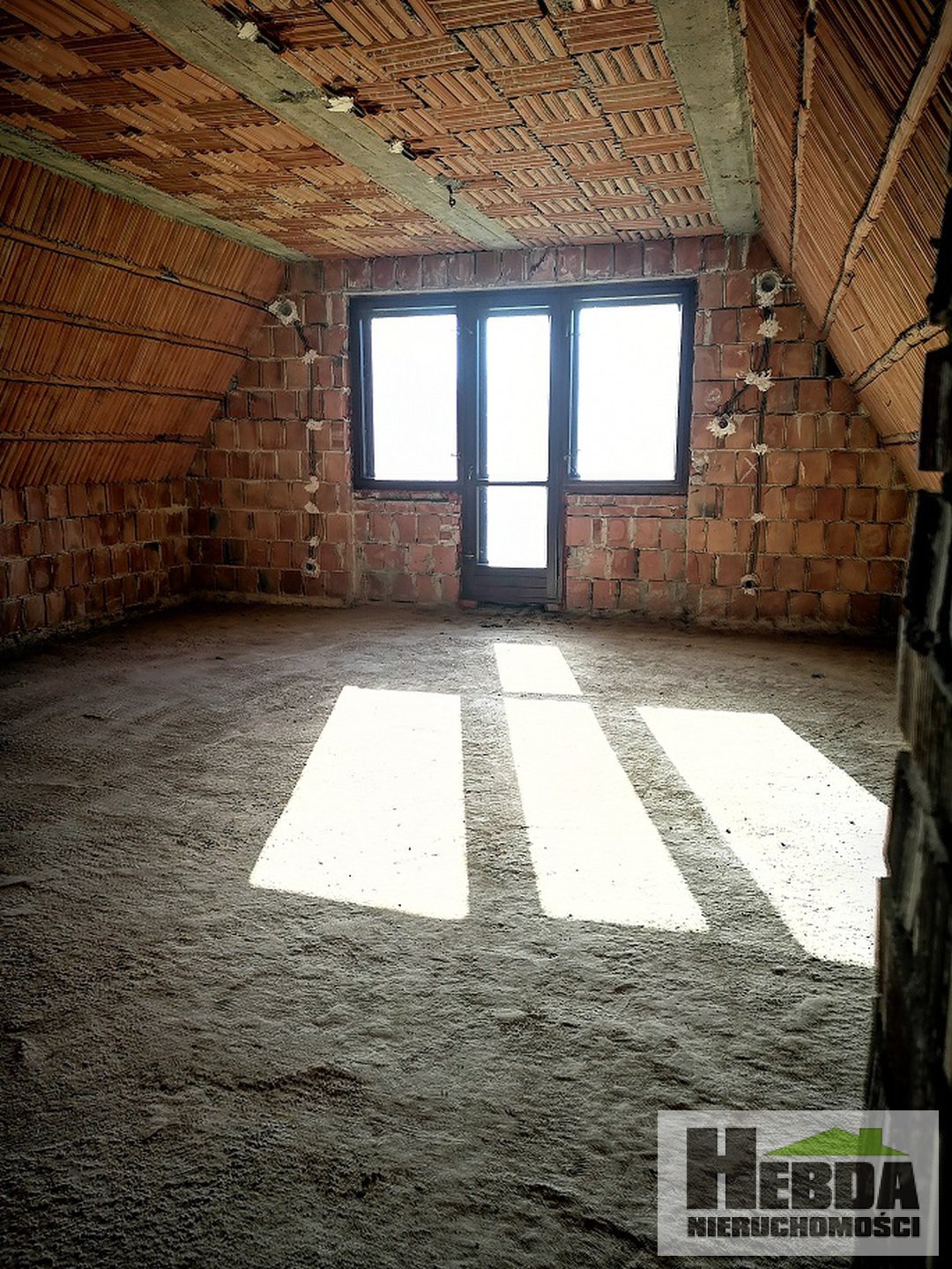 Brzozówka k. Tarnowa , dom z pięknym ogrodem 30 arów , potencjałem , 300 m2  ! - zdjęcie 5