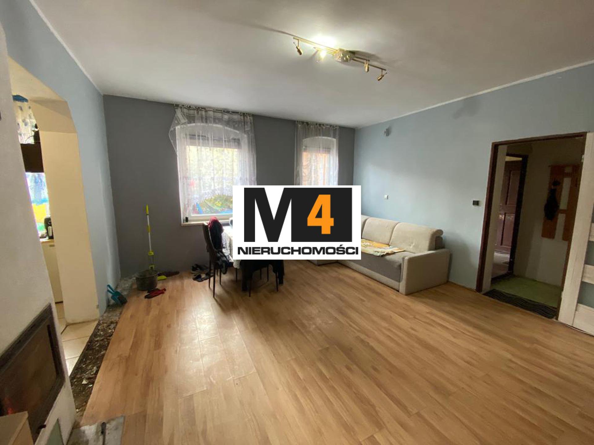 Kawalerka w kamiennicy na parterze, 35 mkw . - zdjęcie 1