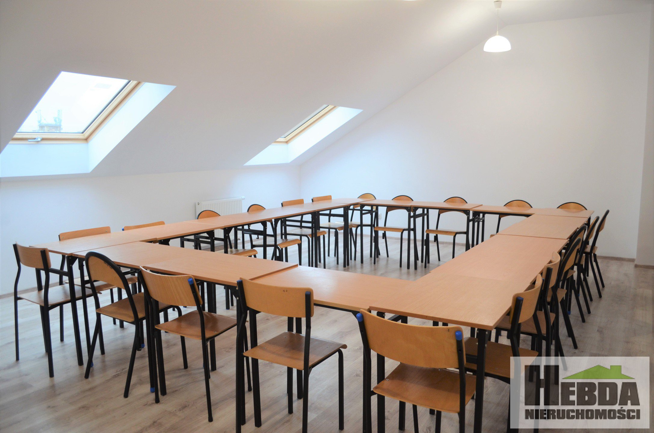 Na wynajem lokale biurowe 30 m2 - 200 m2 w nowoczesnej kamienicy - zdjęcie 3