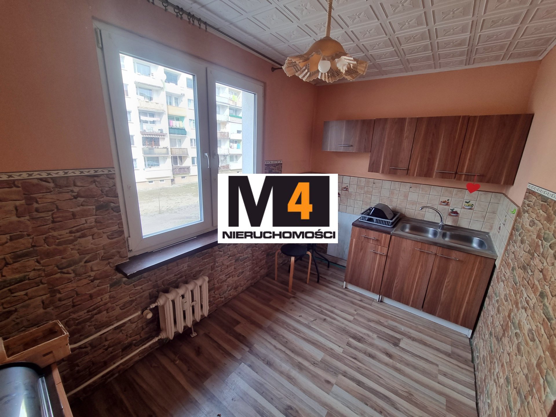 Mieszkanie na os.Fredry , 2 pok. 1p. Balkon ! - zdjęcie 3