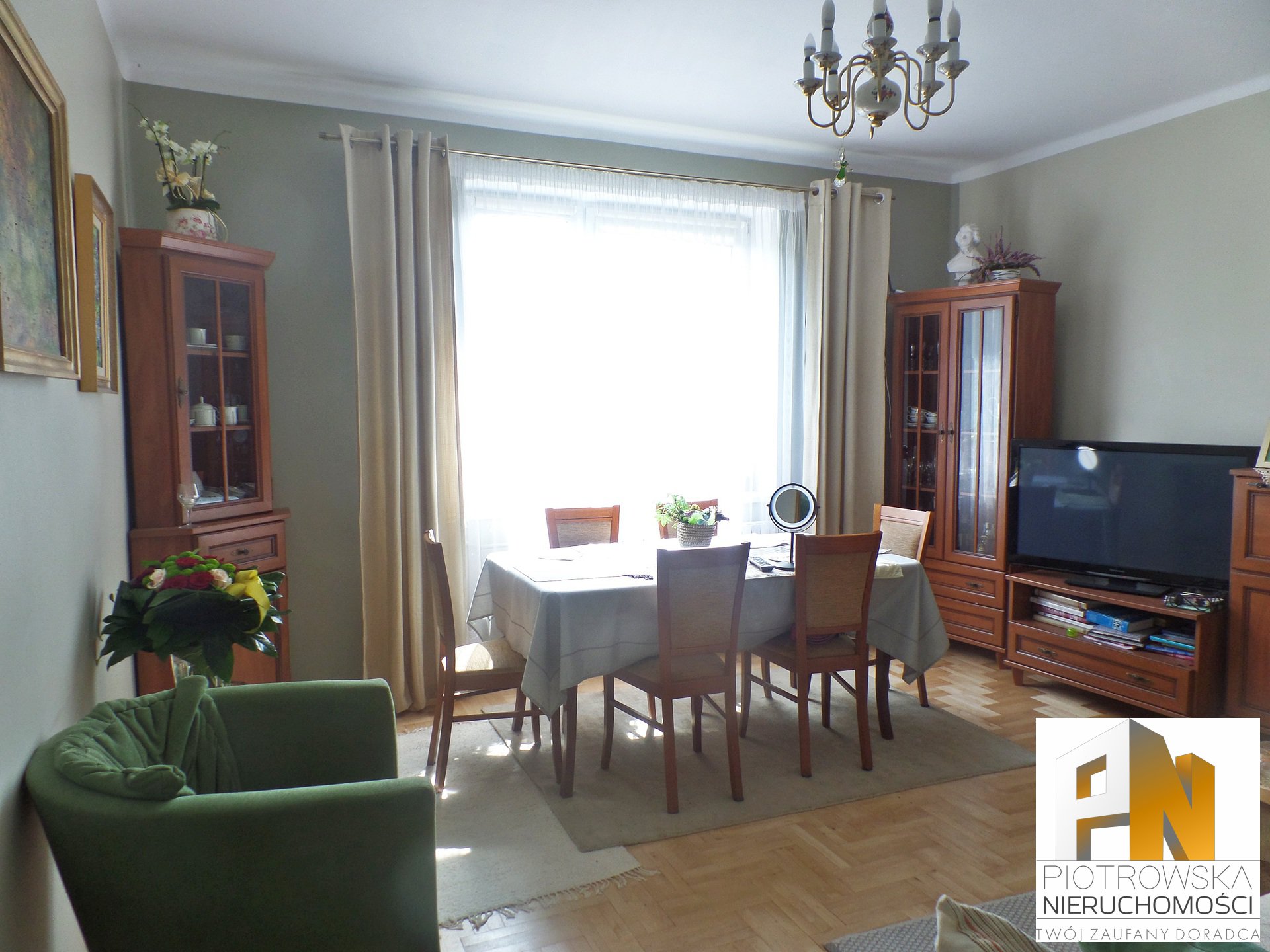 Mieszkanie 85 m2 do sprzedaży - zdjęcie 2