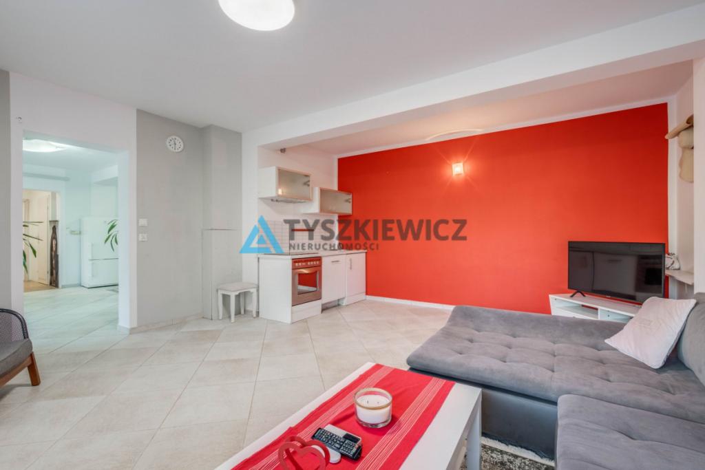 Mieszkanie na parterze z ogródkiem - zdjęcie 12