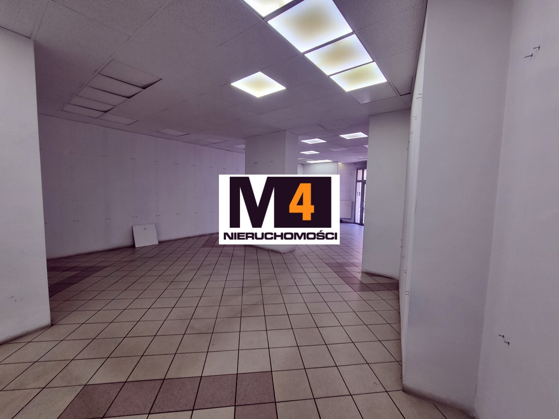 Lokal użytkowy 110m2 , CENTRUM, do wynajęcia ! Główna ulica ! - zdjęcie 4