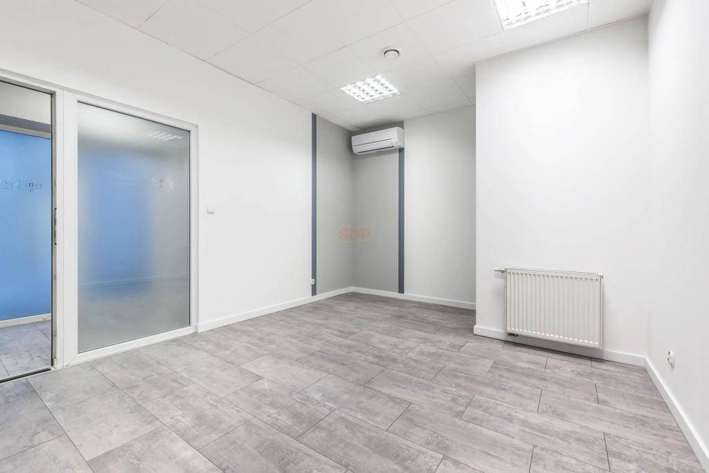 Lokal usługowy do wynajęcia, 83 m², Wrocław, Krzyki, Hallera - zdjęcie 6