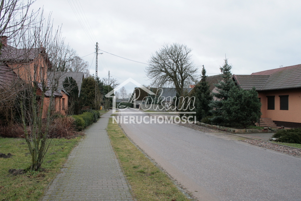 Dom 803,99 m², Tucze - zdjęcie 1