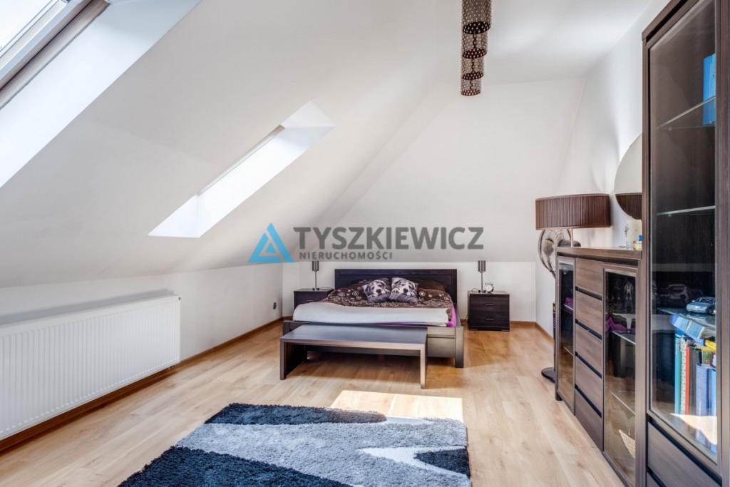 Komfortowy dom w Bojanie z garażem i dużym ogrodem - zdjęcie 2