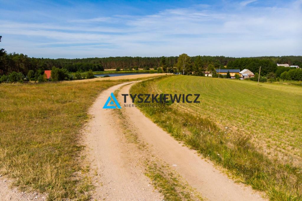 Piękna działka z widokiem na jezioro Łubiana - zdjęcie 1