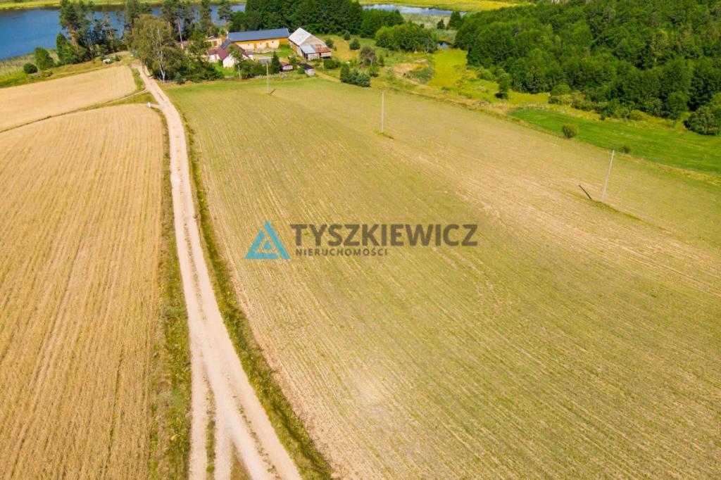 Piękna działka z widokiem na jezioro Łubiana - zdjęcie 3