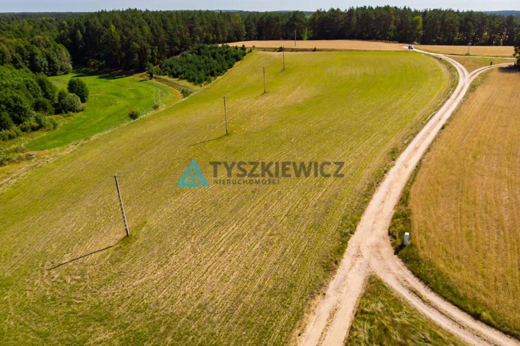 Piękna działka z widokiem na jezioro Łubiana - zdjęcie 4