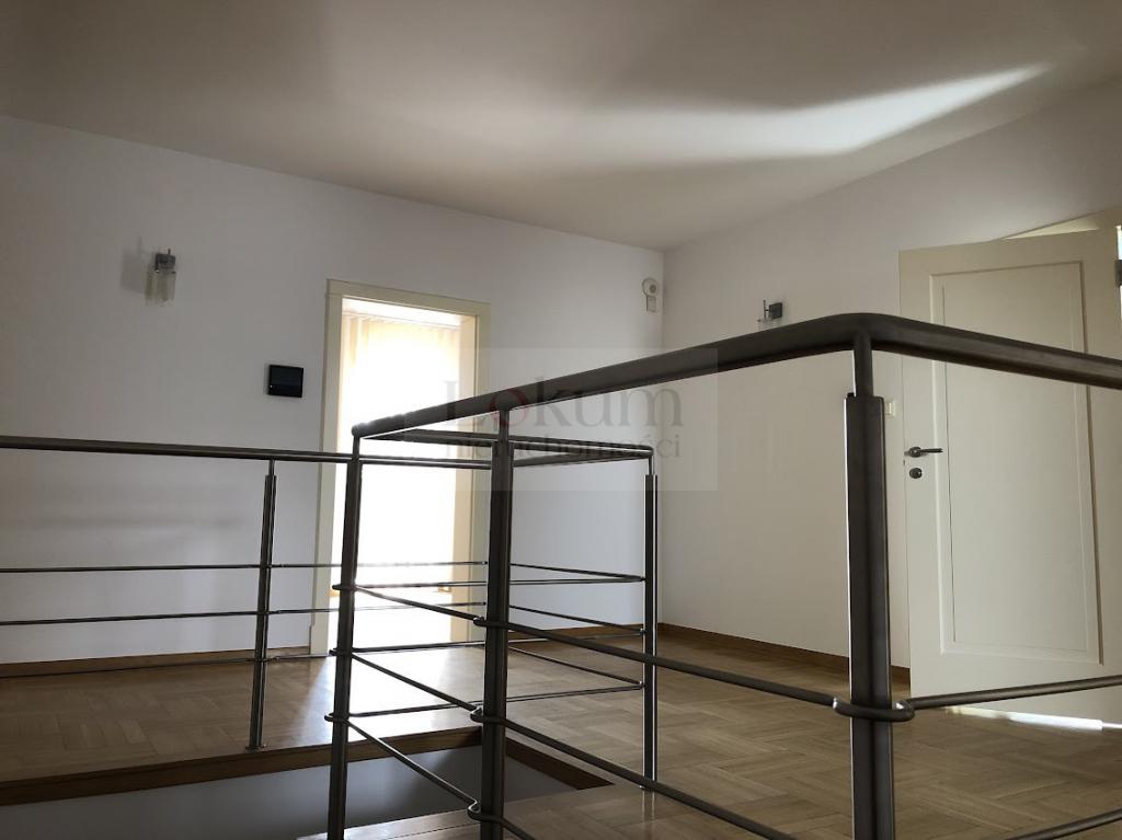 Bemowo - piętro domu na biuro - zdjęcie 7