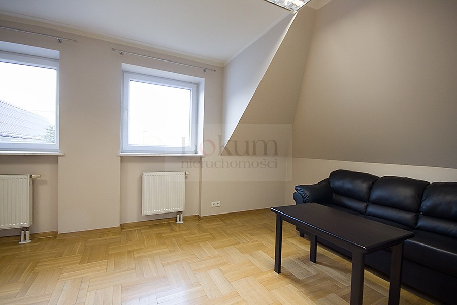 Bemowo - piętro domu na biuro - zdjęcie 3