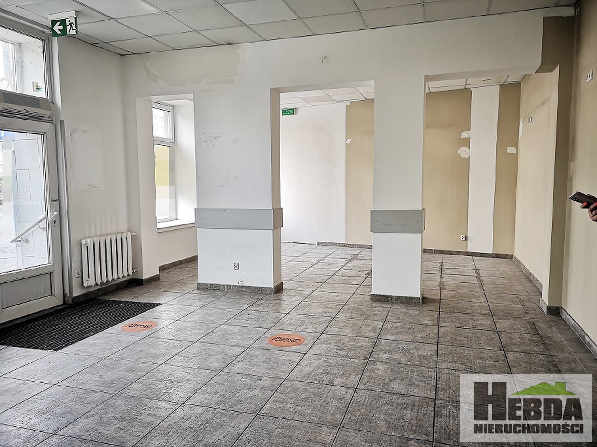 Tarnów, ul.Krakowska, lokal handlowo- usługowy, 90 m2, na sklep, Apteke, odzieżowy, obuwniczy - zdjęcie 3