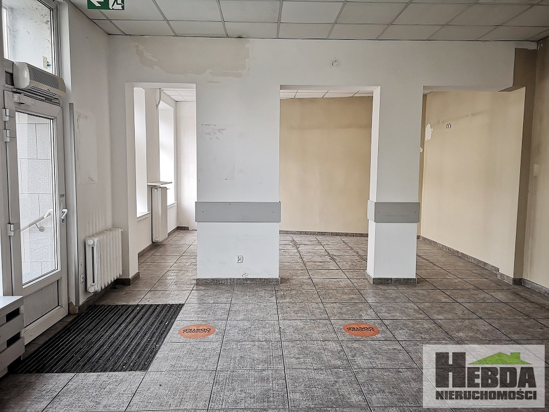 Tarnów, ul.Krakowska, lokal handlowo- usługowy, 90 m2, na sklep, Apteke, odzieżowy, obuwniczy - zdjęcie 2