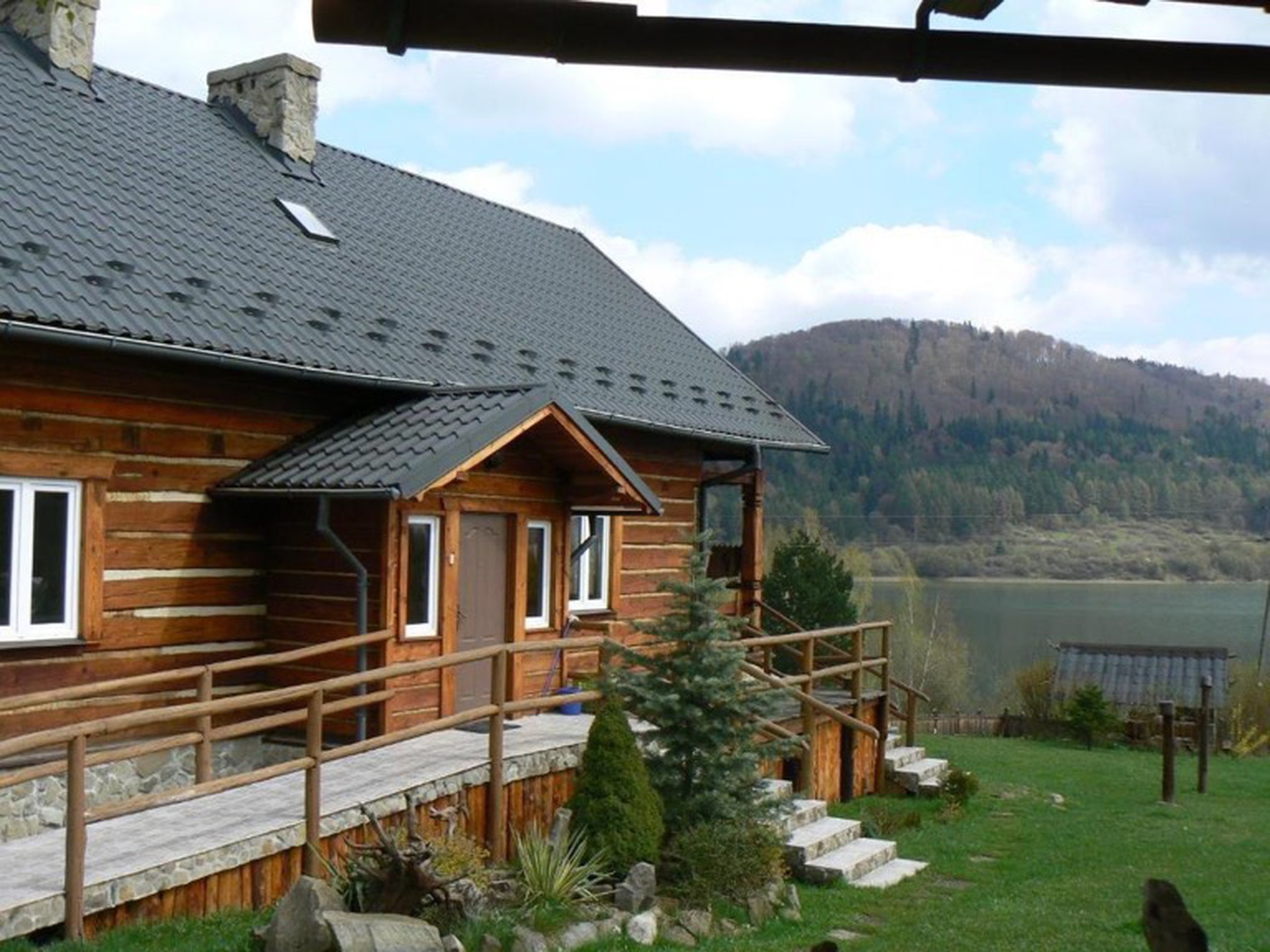 Klimkówk a obiekt turystyczny jezioro - zdjęcie 4