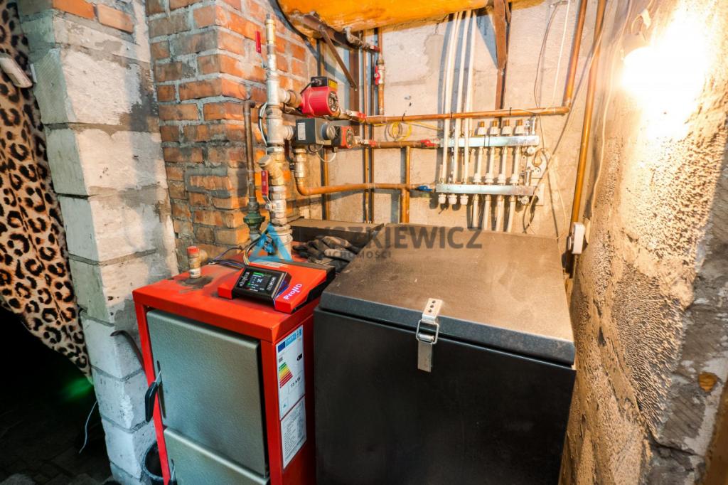 Piękny dom gotowy do zamieszkania - zdjęcie 16