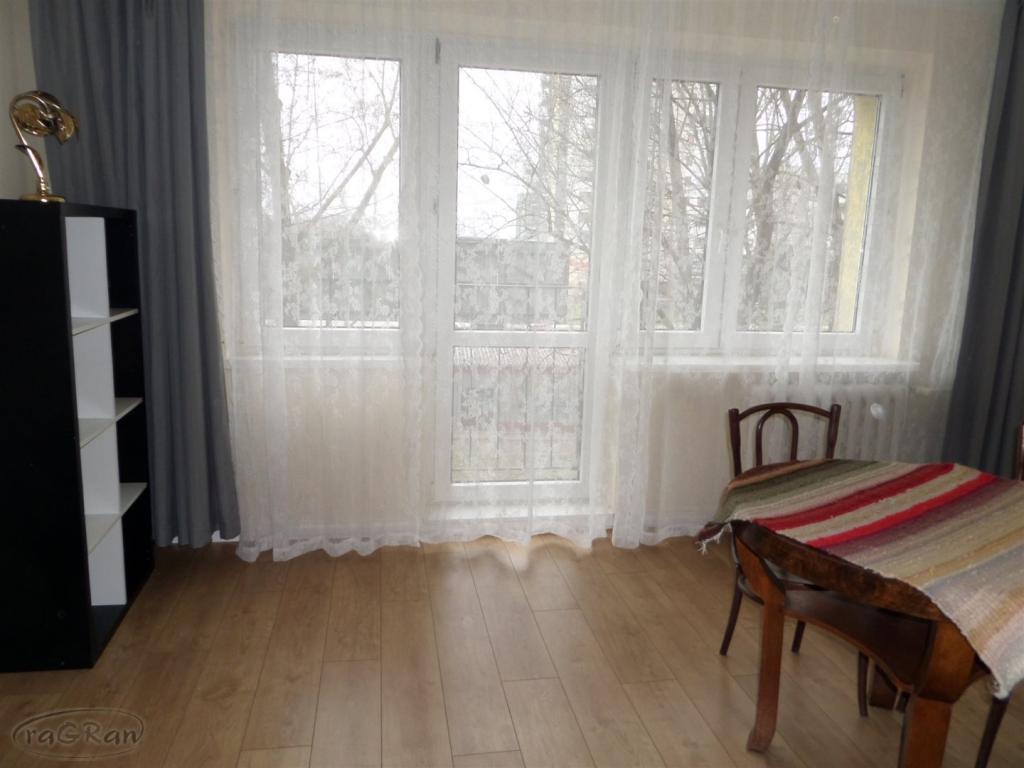 36 m2 umeblowamieszkanie  z osobną i widną kuchnią - zdjęcie 1