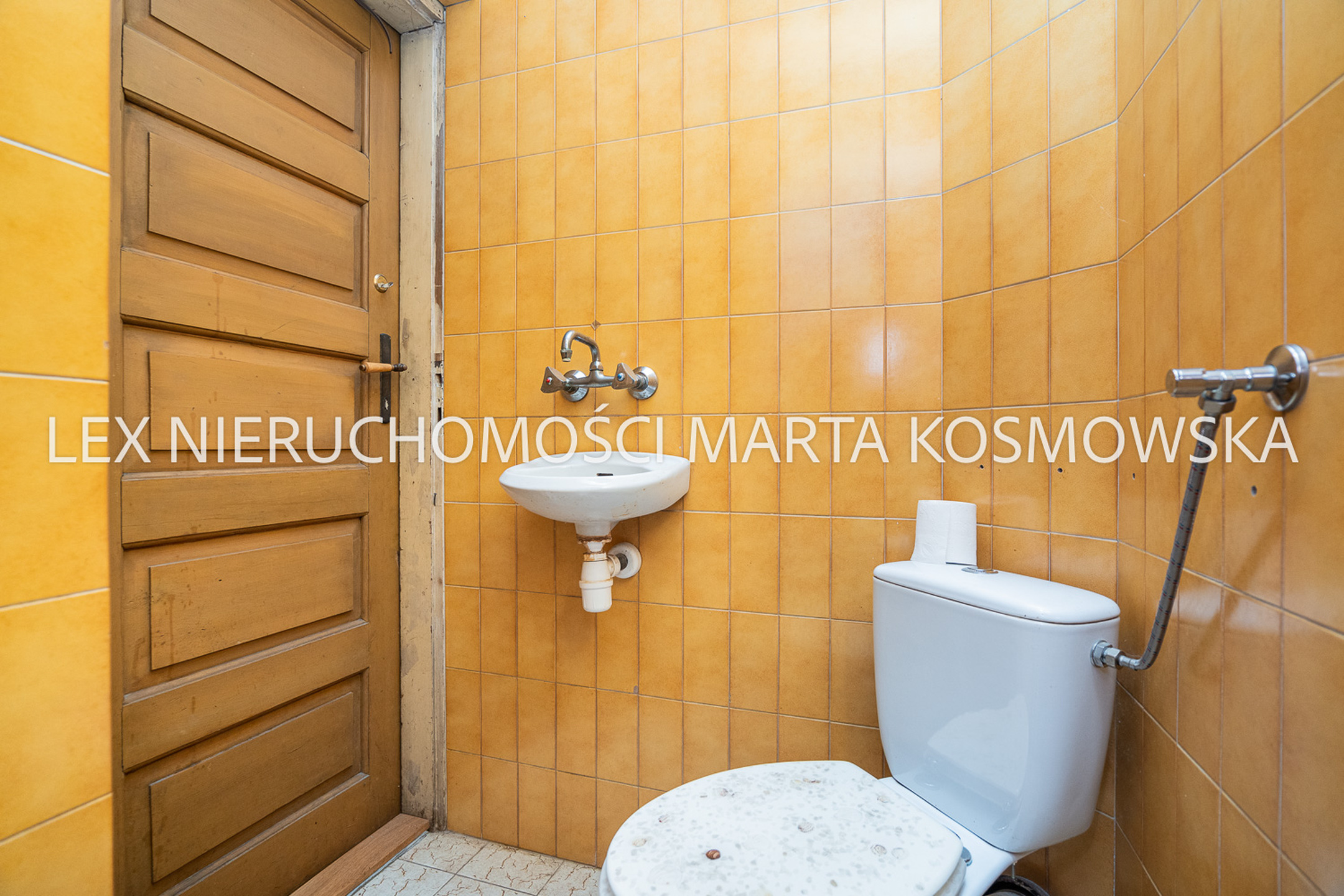 Podkowa Leśna , dom o pow. ok. 390 m , działka 3510 m , dodatkowo na działce magazyn podziemny z różnym przeznaczeniem, szkoły, przedszkola , ośrodki zdrowia - zdjęcie 19
