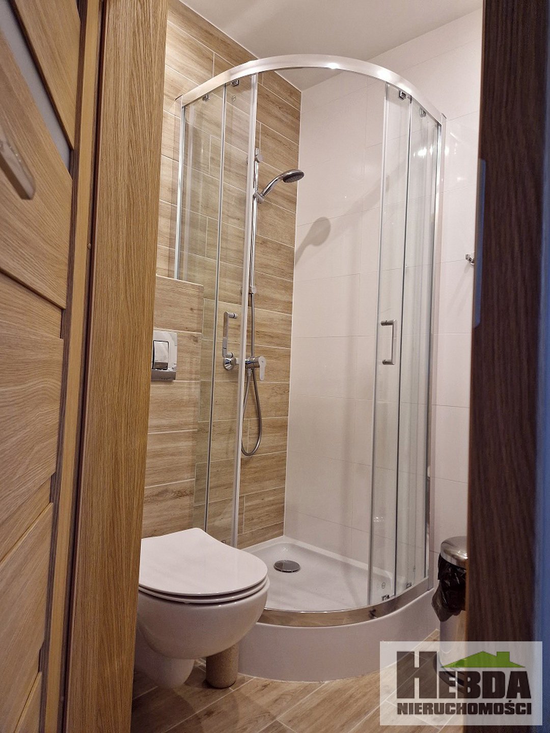 Lisia Góra, do wynajęcia pokoje 1 - 3 osobowe, z możliwością posiłków ( śniadań, obiadokolacji) - zdjęcie 9